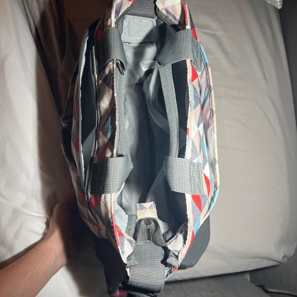 Skip Hop Multicolor Geometric Print Large Multi Pocket Fabric Diaper Bag - Picture 5 of 9